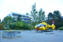 D-HBYH als Christoph 31, Einsatz Berlin-Zehlendorf - Schmückertstraße_5